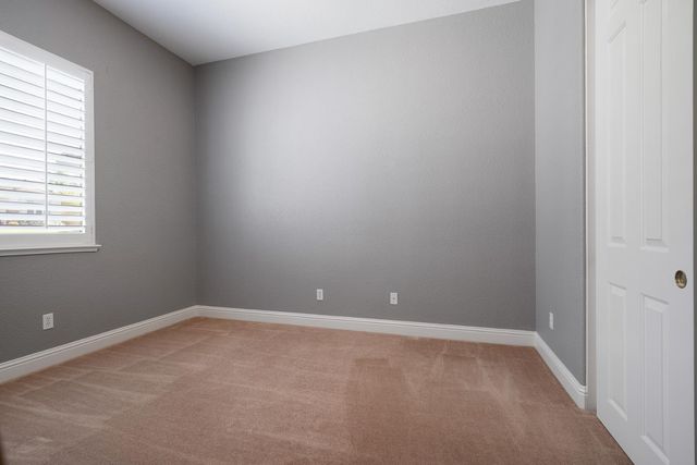 4728 Tenbury Ln, Rocklin, CA 95677