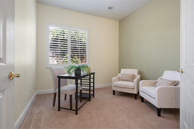 4728 Tenbury Ln, Rocklin, CA 95677
