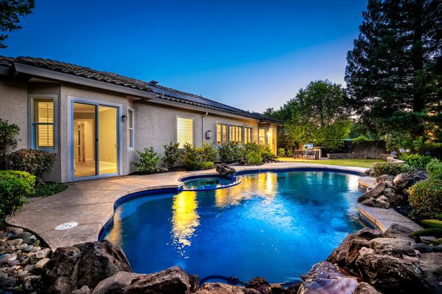 4728 Tenbury Ln, Rocklin, CA 95677