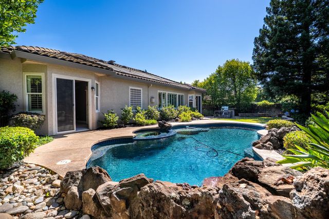 4728 Tenbury Ln, Rocklin, CA 95677