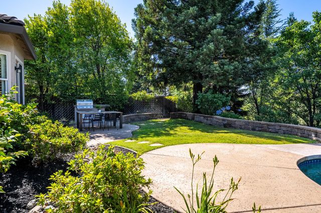 4728 Tenbury Ln, Rocklin, CA 95677