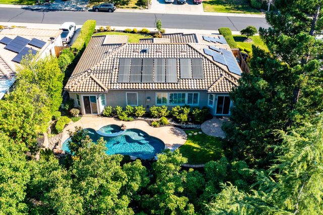 4728 Tenbury Ln, Rocklin, CA 95677