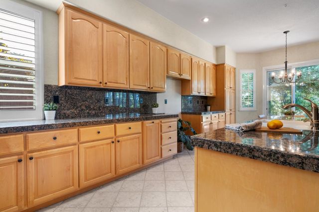 4728 Tenbury Ln, Rocklin, CA 95677