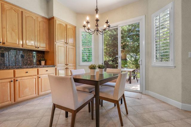 4728 Tenbury Ln, Rocklin, CA 95677