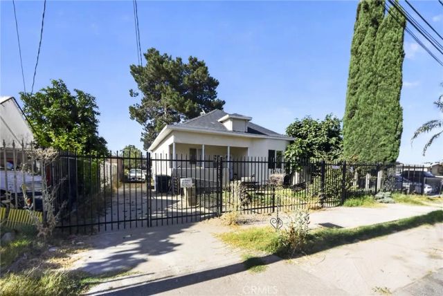 24809 E Benedict, San Bernardino, CA 92408