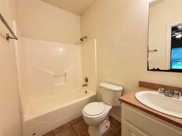 2455 Montgomery Road 47, Huntsville, TX 77320