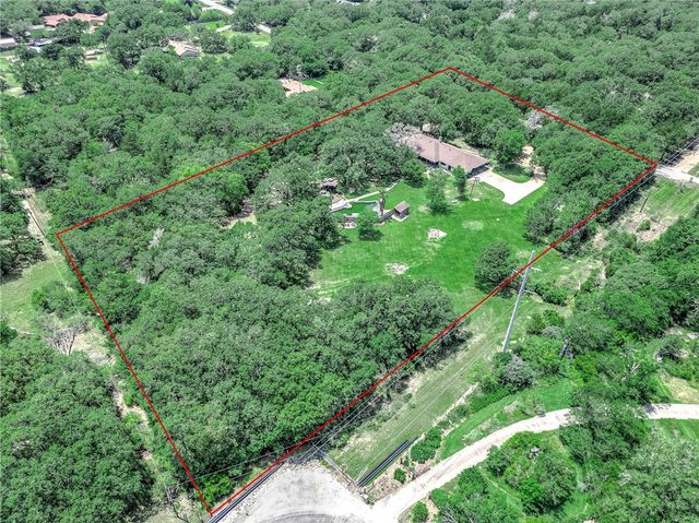 4992 Whispering Oaks Drive, College Station, TX 77845