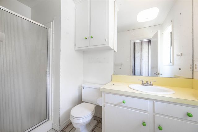 4992 Whispering Oaks Drive, College Station, TX 77845
