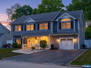 71 Bergen Drive, Little Falls, NJ 07424