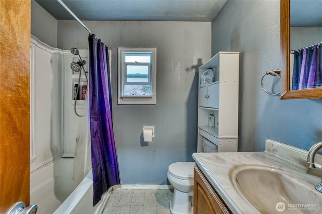 114 Kendall Street, Port Orchard, WA 98366