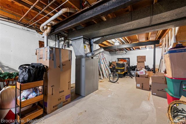 16369 Brittany Drive 43, Roseville, MI 48066