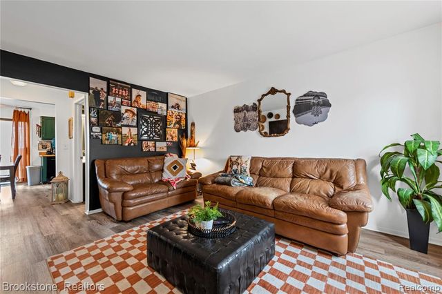 16369 Brittany Drive 43, Roseville, MI 48066