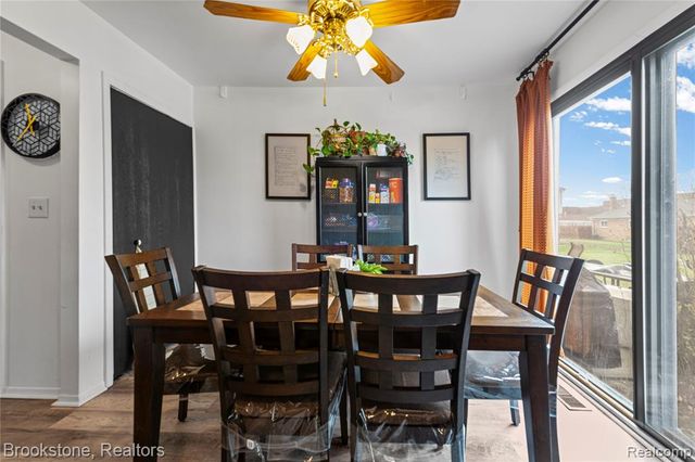 16369 Brittany Drive 43, Roseville, MI 48066