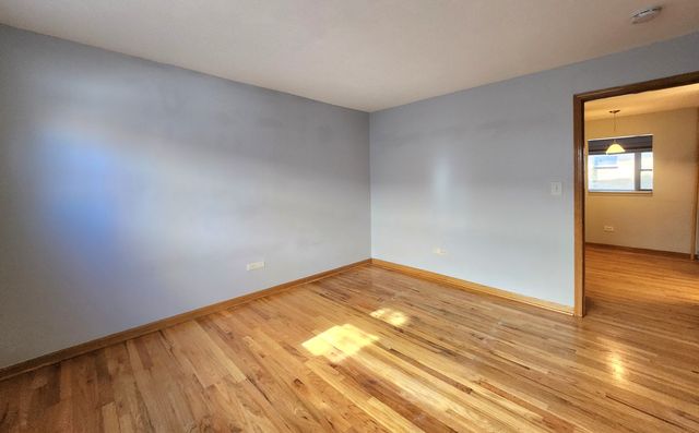 244 S Marion Street 2B, Oak Park, IL 60302