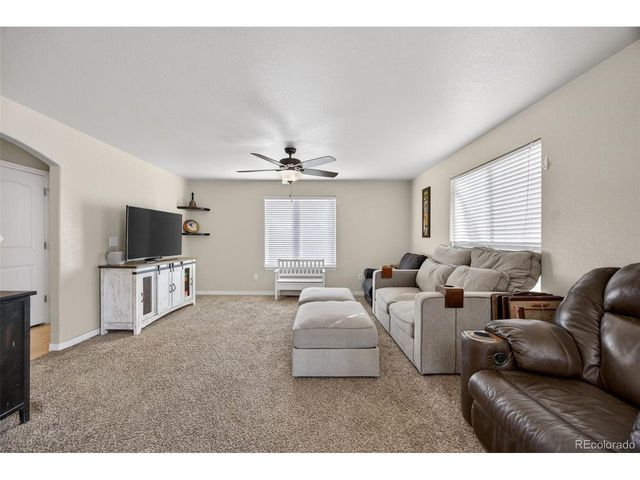 6678 12th St, Frederick, CO 80530