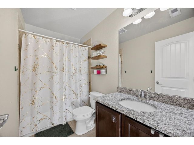 6678 12th St, Frederick, CO 80530