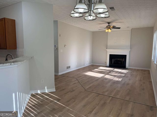 7160 Silvermine Crossing, Mableton, GA 30168