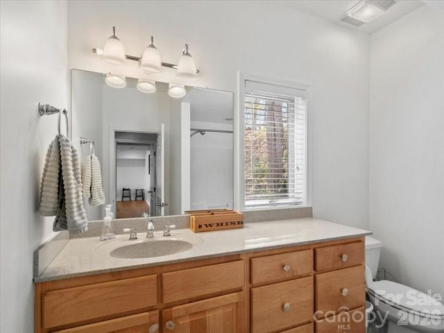 410 Springhouse Drive, Burnsville, NC 28714