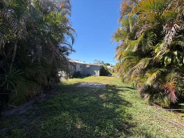 5969 Pine Court, West Palm Beach, FL 33415