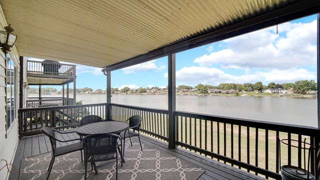 5040 Spinnaker Lane C, Crown Point, IN 46307