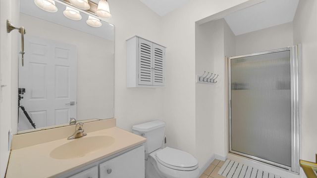 5040 Spinnaker Lane C, Crown Point, IN 46307