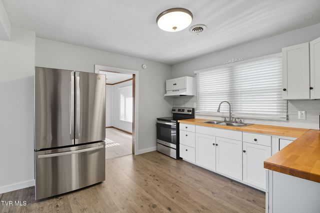 102 Perry Street, Greeneville, TN 37745