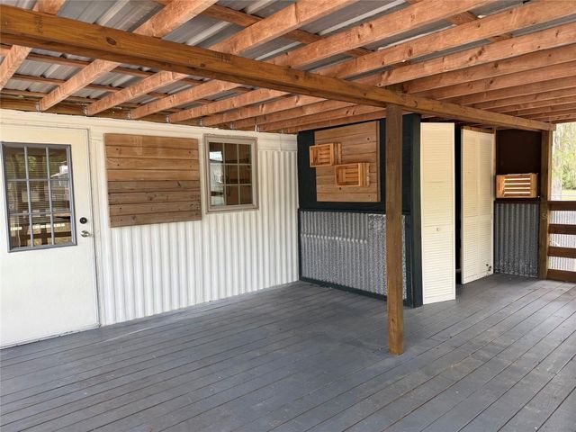 8732 CR 647 S, Bushnell, FL 33513