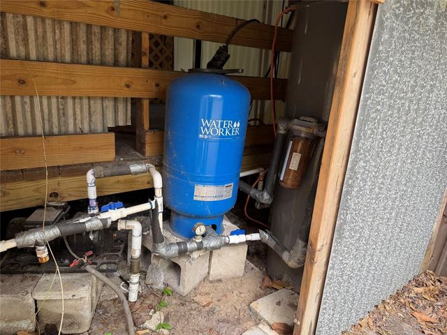 8732 CR 647 S, Bushnell, FL 33513