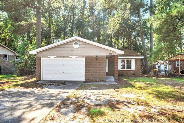 733 Goodyear Drive, Spring Lake, NC 28390