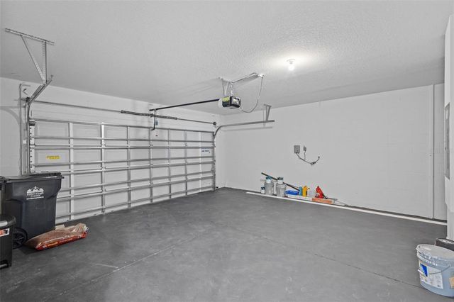 10940 TRAILING VINE DRIVE, Tampa, FL 33610