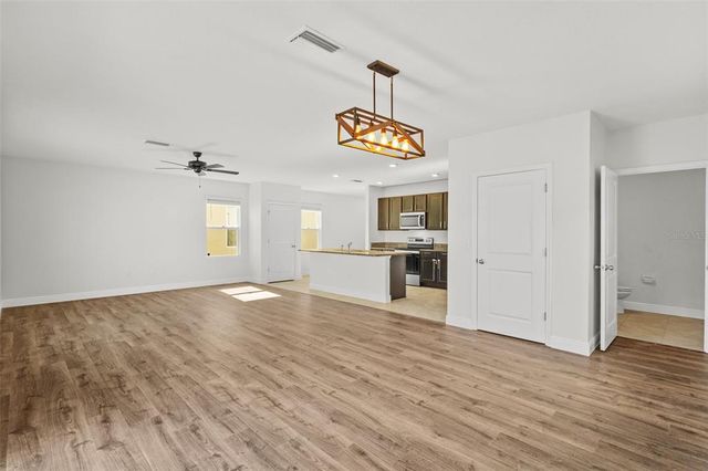 10940 TRAILING VINE DRIVE, Tampa, FL 33610