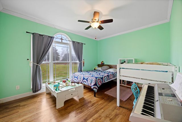 292 District Line Road, Trenton, GA 30752