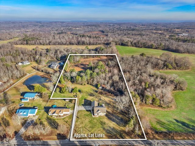 292 District Line Road, Trenton, GA 30752