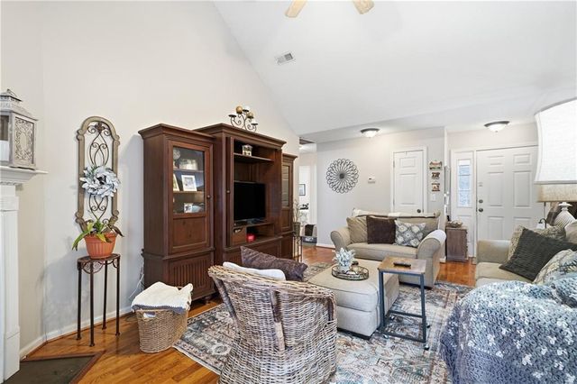 291 Buck SE Boulevard, Calhoun, GA 30701