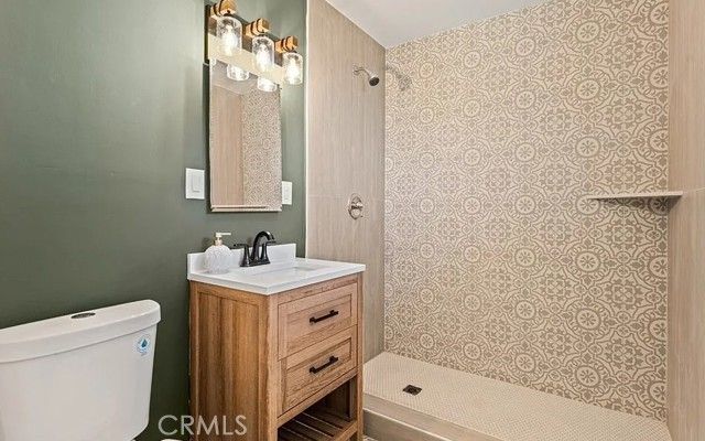 9925 Redwood, Hesperia, CA 92345