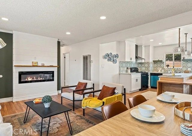 9925 Redwood, Hesperia, CA 92345