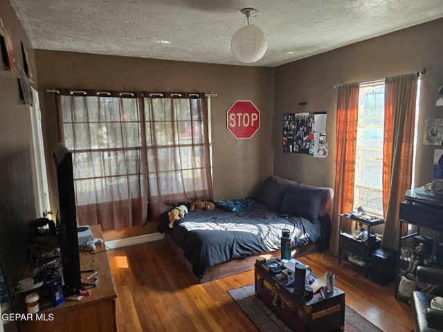 3936 Altura Avenue, El Paso, TX 79903