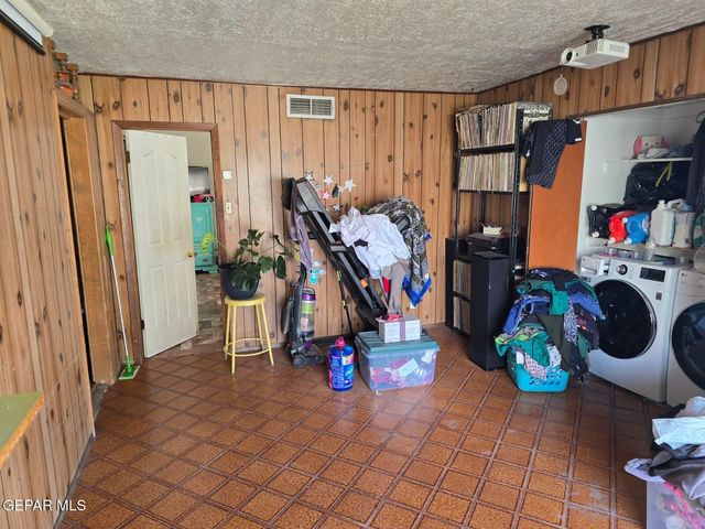 3936 Altura Avenue, El Paso, TX 79903