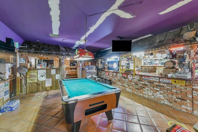 22990 Santa Cruz Highway 17, Los Gatos, CA 95033