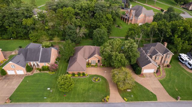 1124 Kimberly Dr, Goodlettsville, TN 37072