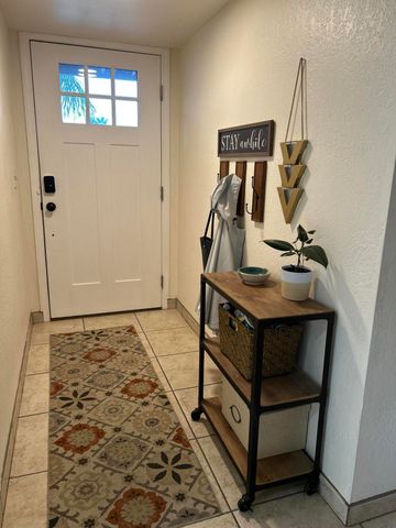 3722 W Paradise Avenue, Visalia, CA 93277