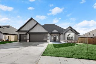 701 Bronco Street, Centerton, AR 72719