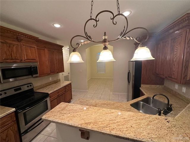 2302 Hitching Post Boulevard, Harlingen, TX 78552