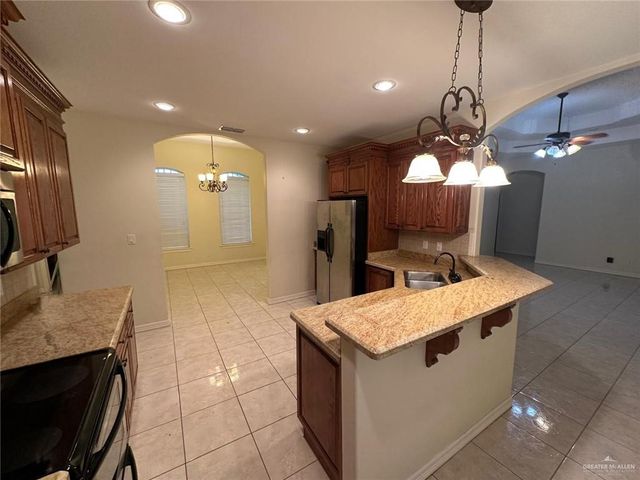2302 Hitching Post Boulevard, Harlingen, TX 78552