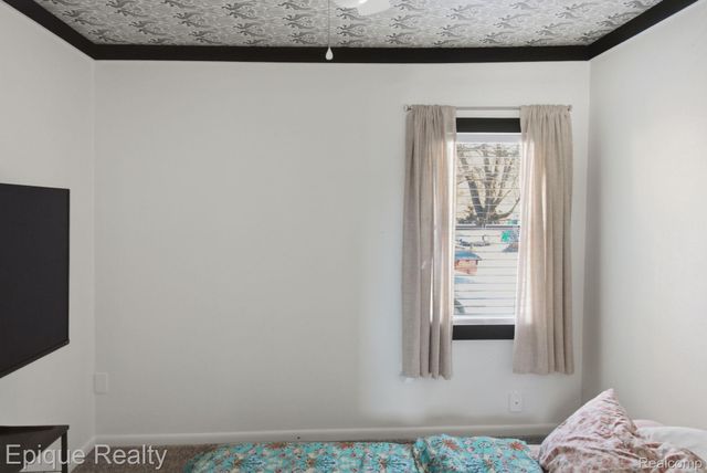 324 E Center Street, Petersburg, MI 49270