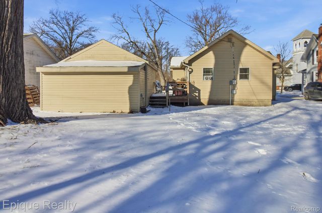 324 E Center Street, Petersburg, MI 49270