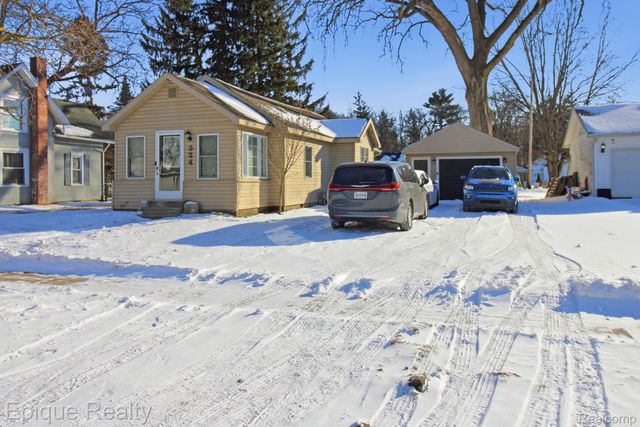 324 E Center Street, Petersburg, MI 49270