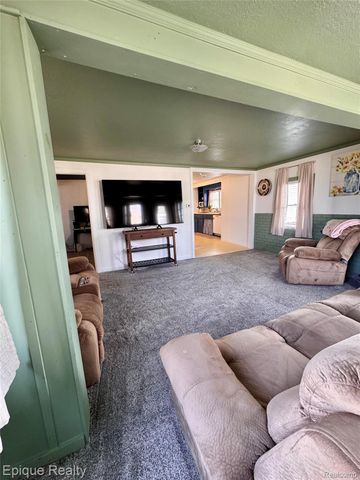 324 E Center Street, Petersburg, MI 49270