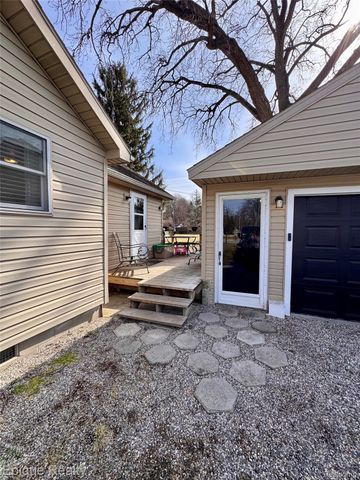 324 E Center Street, Petersburg, MI 49270