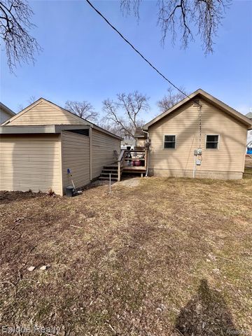 324 E Center Street, Petersburg, MI 49270